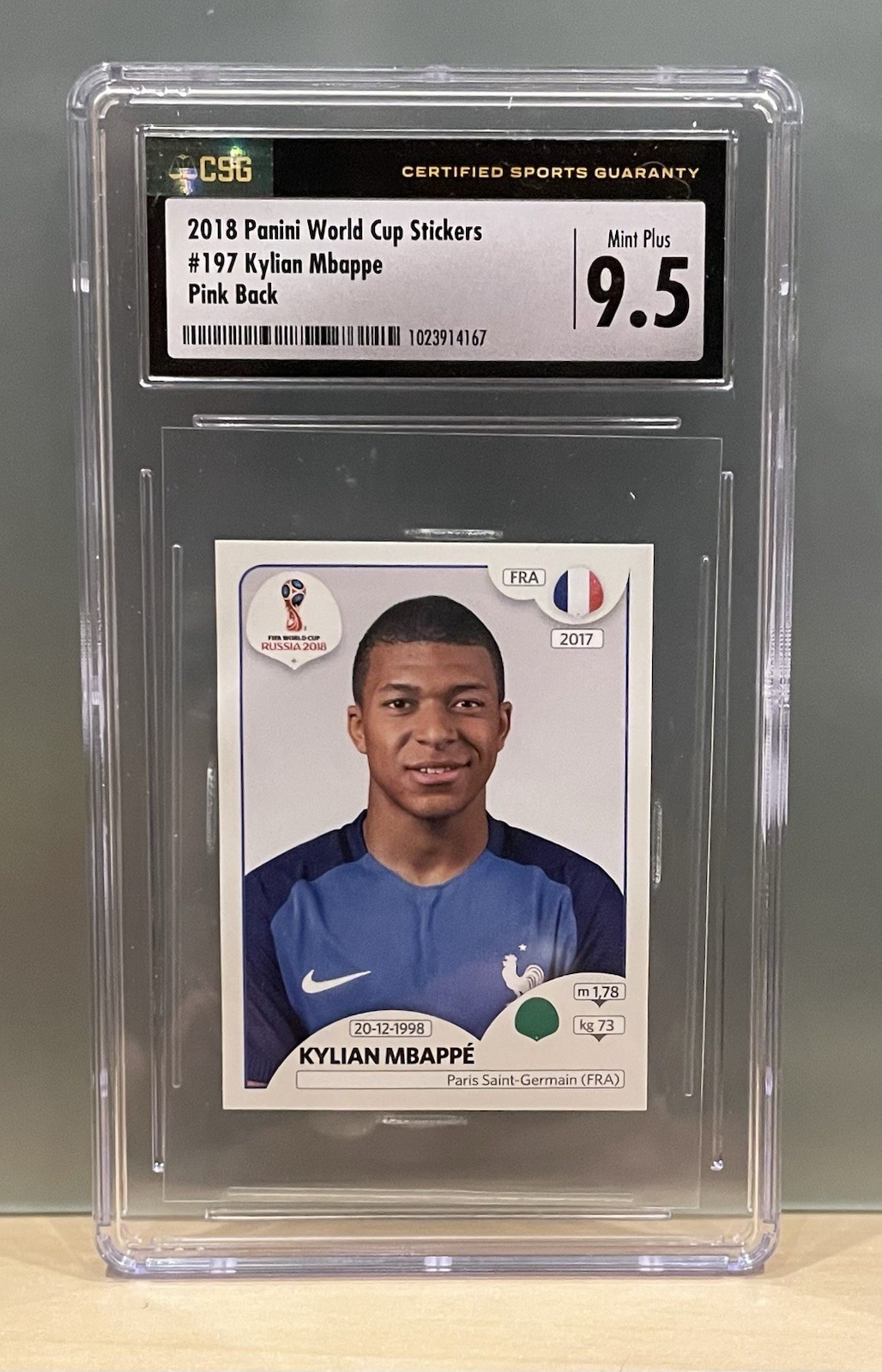 2018 Panini World Cup Kylian Mbappe RC STICKER PINK BACK #197 Csg 9.5 MINT +