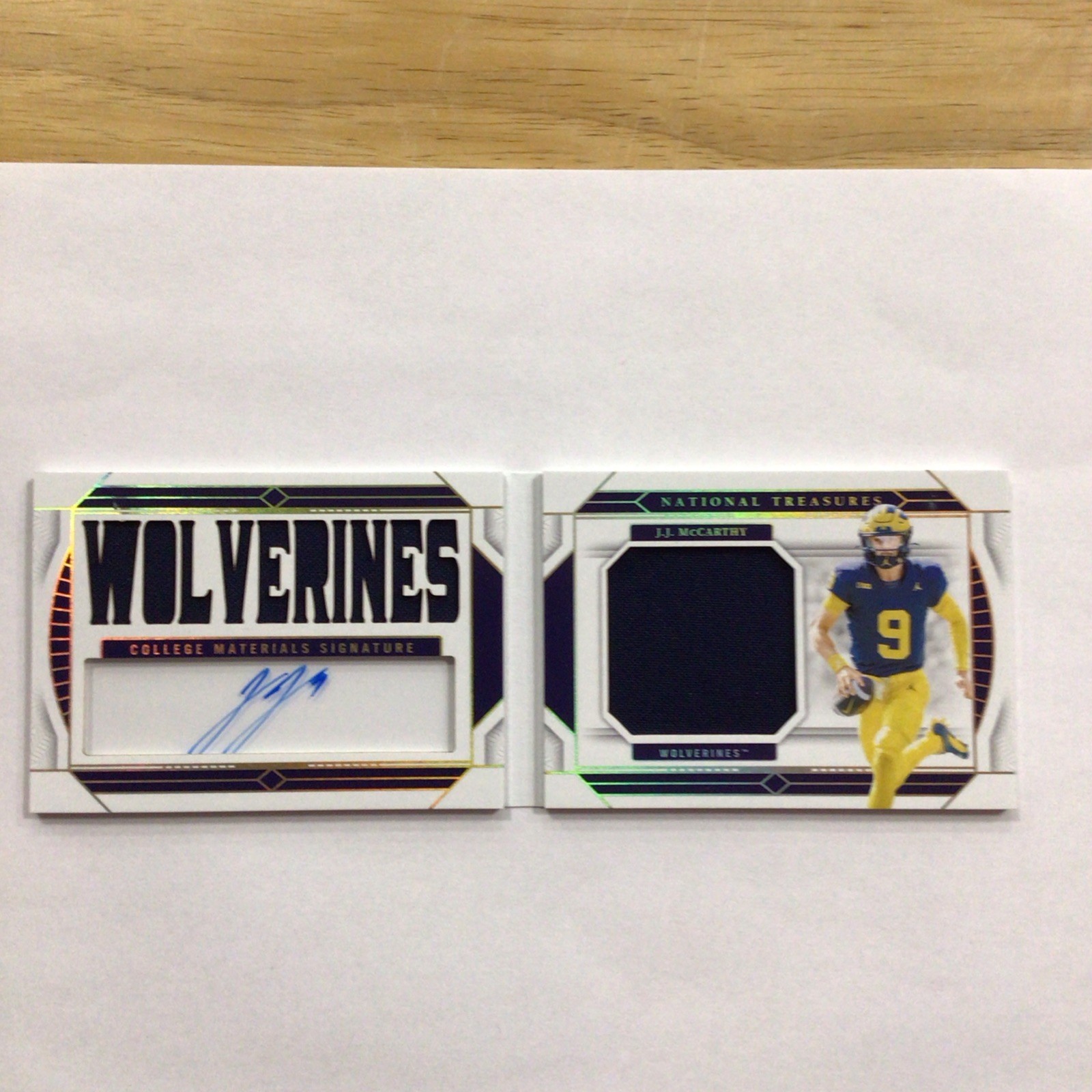 2024 Panini National Treasures Collegiate JJ McCarthy Auto Booklet /49