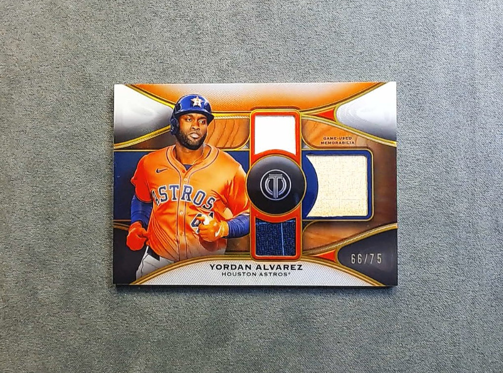 2025 Topps Tribute – Yordan Alvarez #TTR-YA 66/75 Tribute Triple Relics