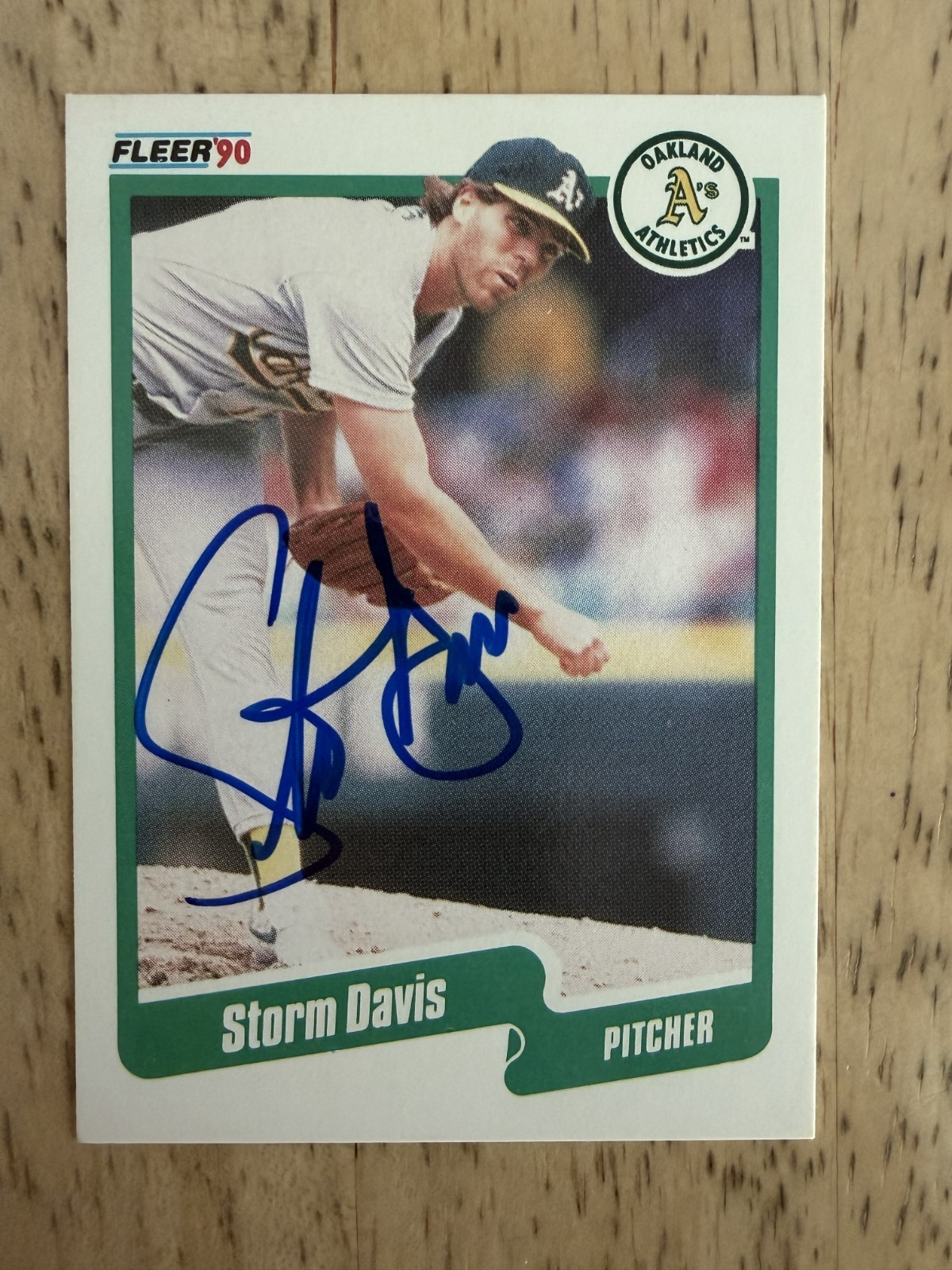 YOU PICK – 1990 FLEER BASEBALL AUTOGRAPHED CARD – FREE SHIPPING
