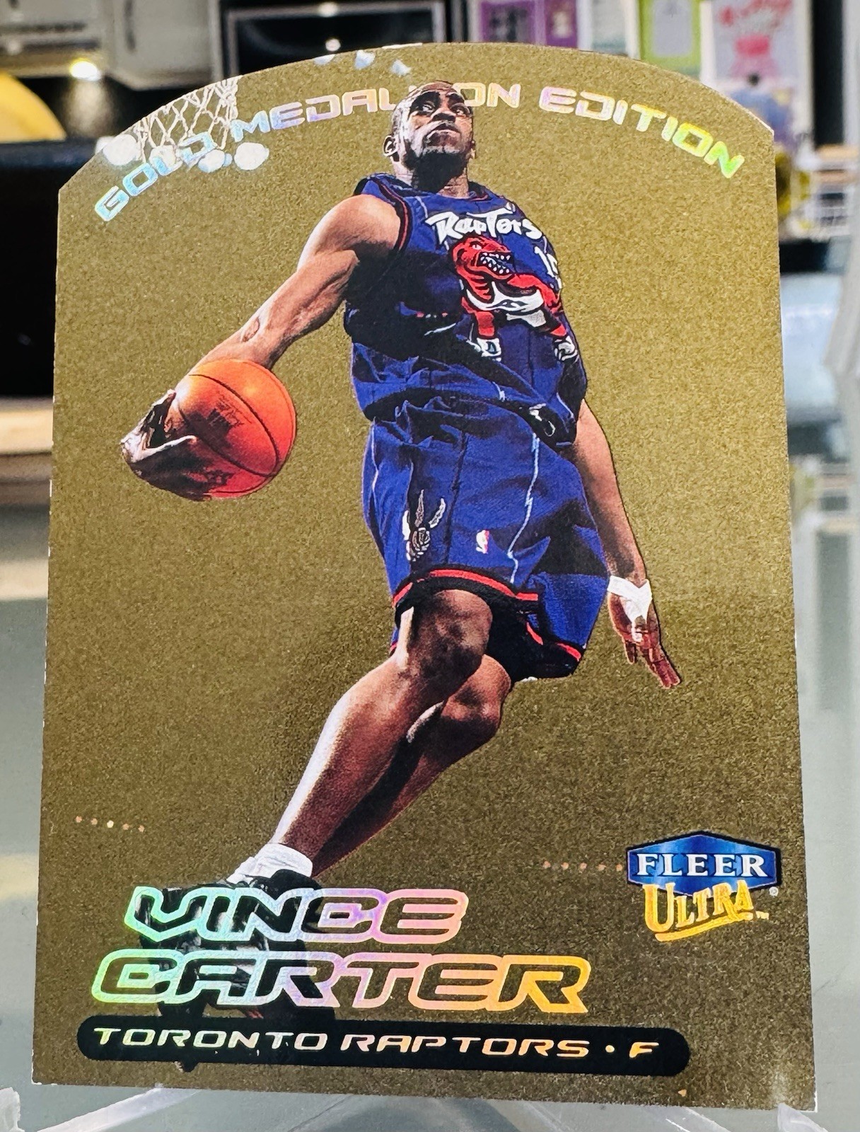 1999-00 Fleer Ultra Vince Carter GOLD MEDALLION Die Cut SP #1G Rare 🔥