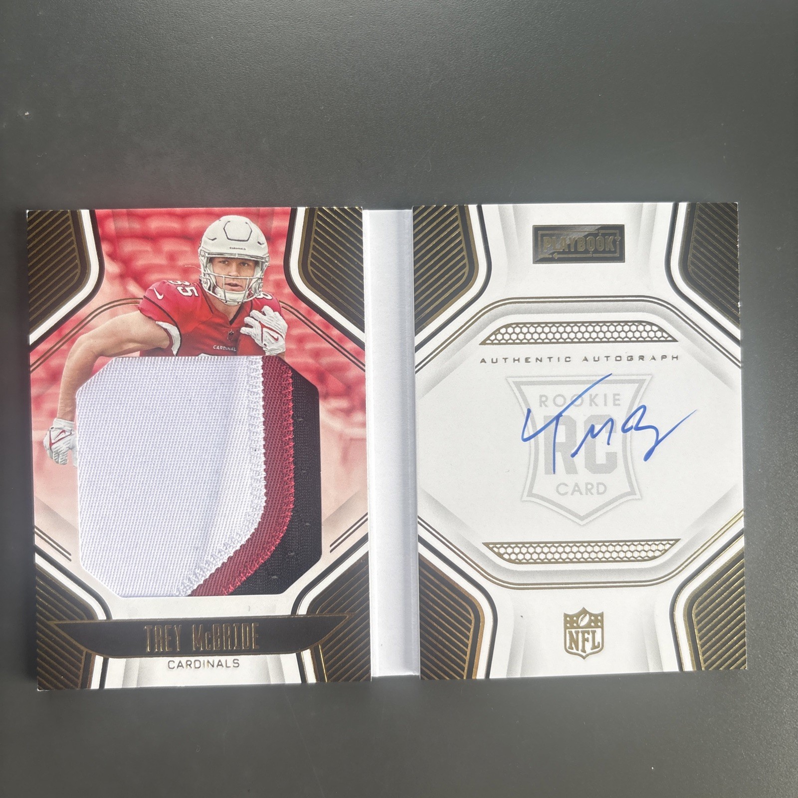 2022 Panini Playbook TREY MCBRIDE Rooke RC RPA Booklet Auto /49 #237 Cardinals