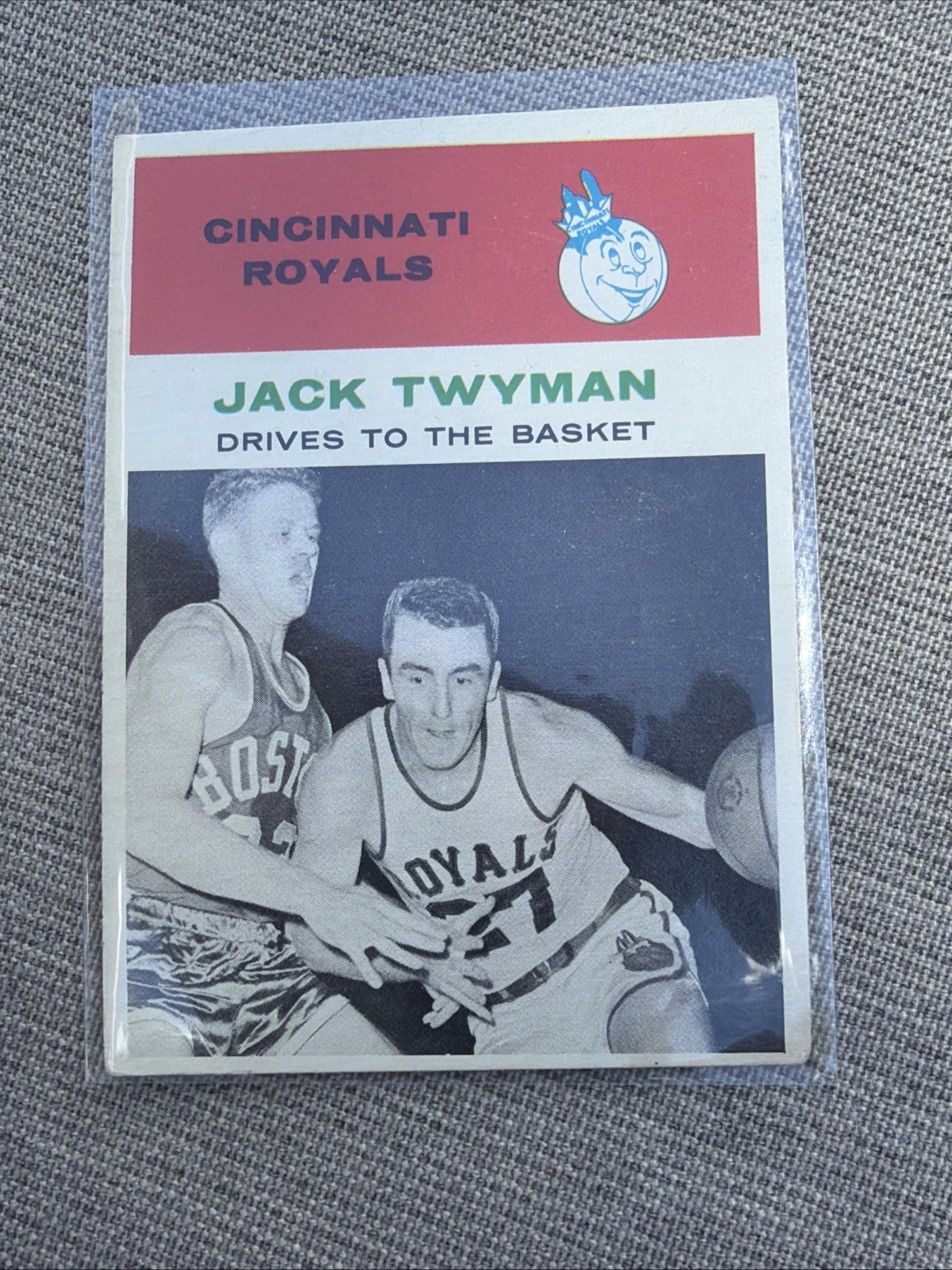 Jack Twyman 1961 Fleer #65 Cincinnati Royals Basketball Card