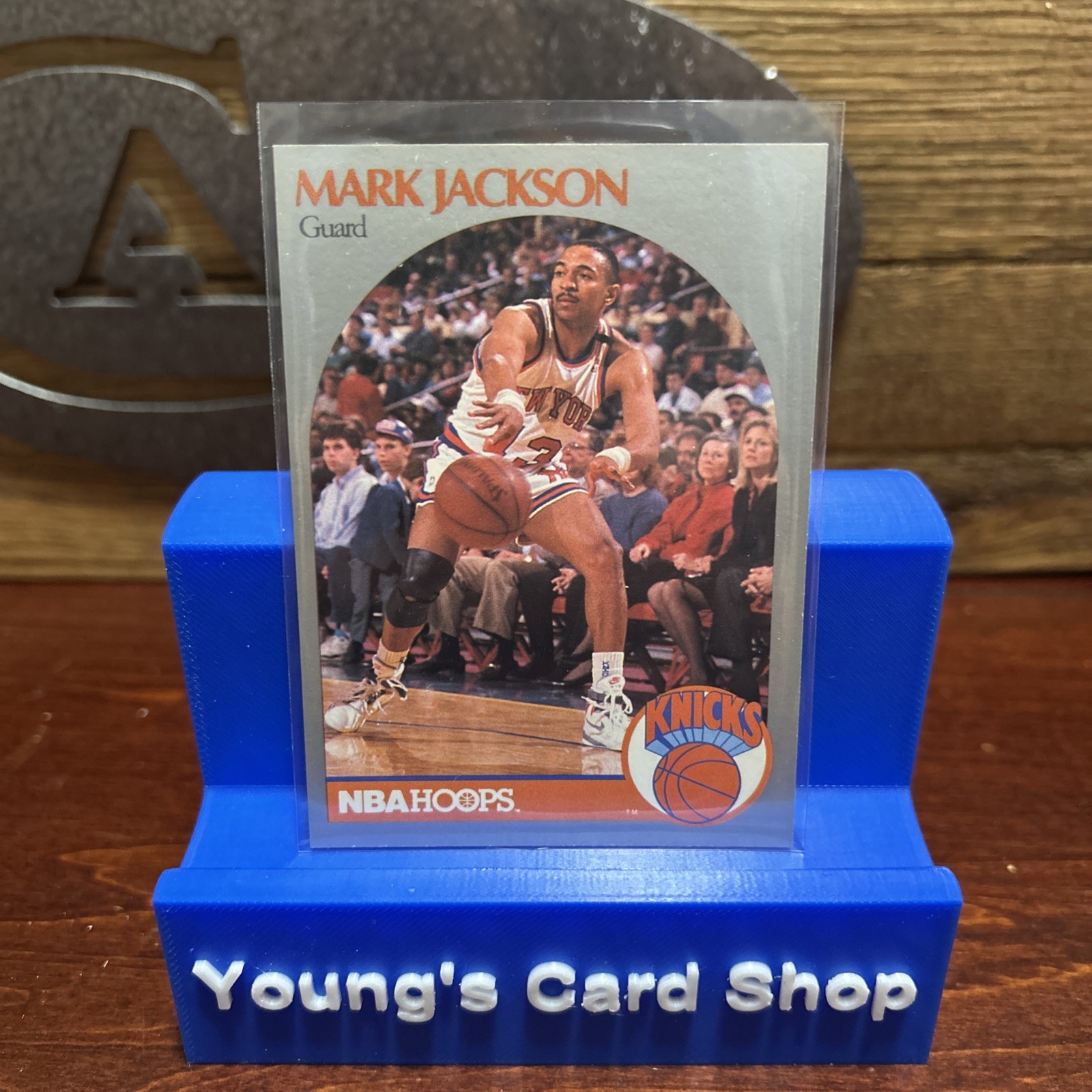 1990-91 NBA Hoops – Mark Jackson #205 “Famous” People in Background