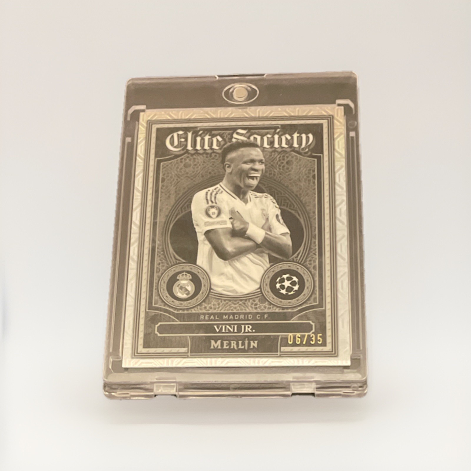 2024-25 Topps Merlin UEFA UCC – Elite Society Vini Jr. B&W Vintage Mojo /35