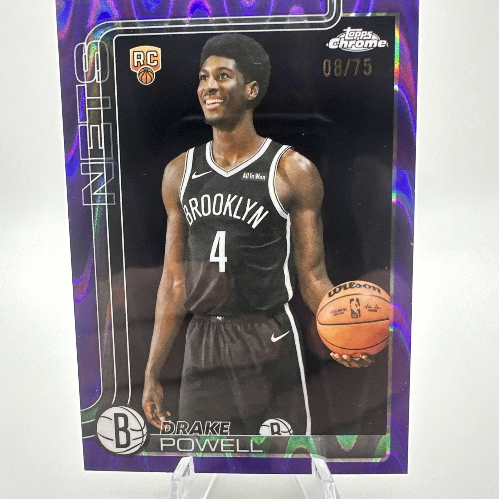 2025-26 Topps Chrome DRAKE POWELL RC PULSAR Purple Wave REFRACTOR /75 NETS