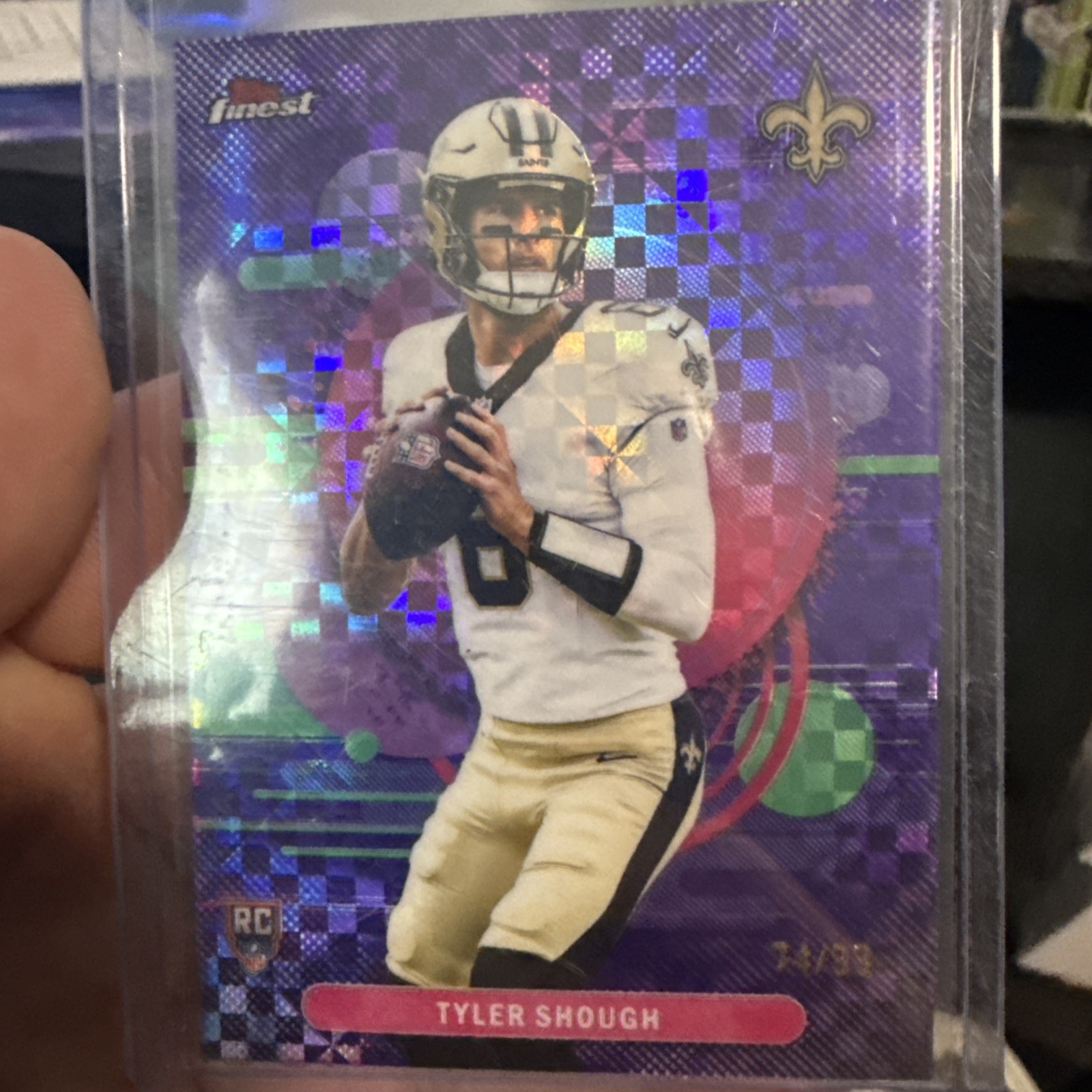 2025 Topps Finest – Rare Tyler Shough #203 Blue Refractor /99 (RC)