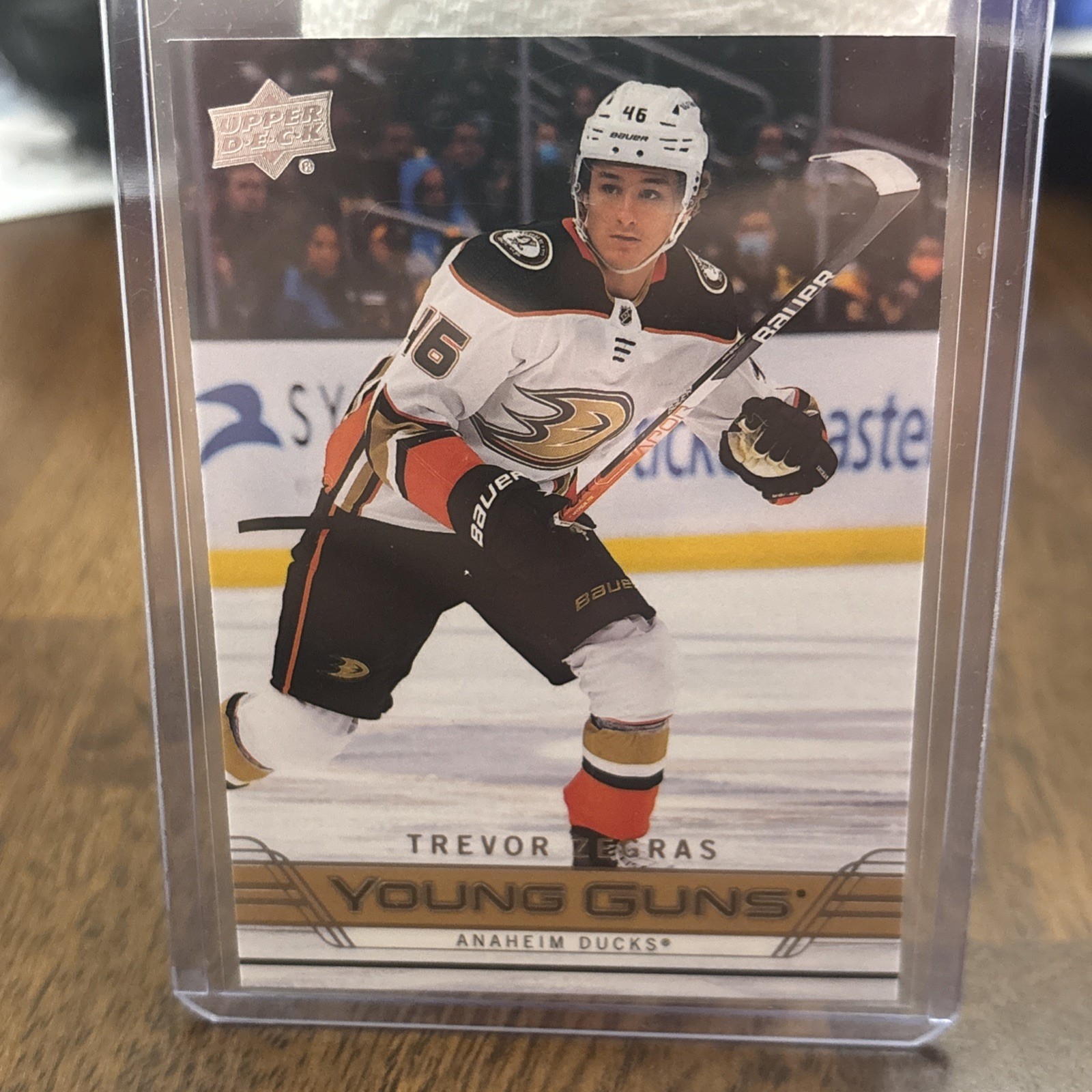 2021-22 UD Extended Series – 2006-07 Retro Young Guns Trevor Zegras #T-76 (RC)
