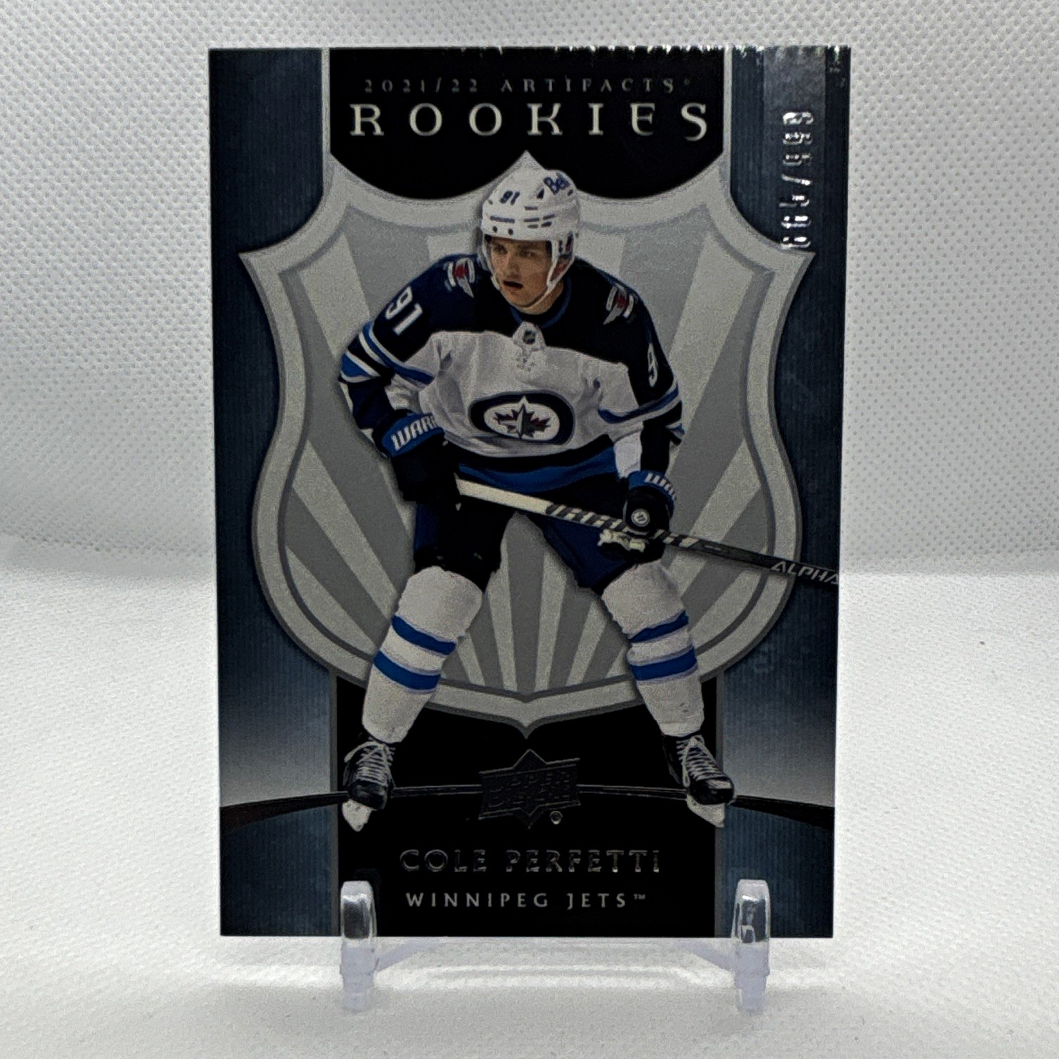 U.D Artifacts 2021-22 2005-06 Retro Rookies Cole Perfetti Jets #7 RC 665/999