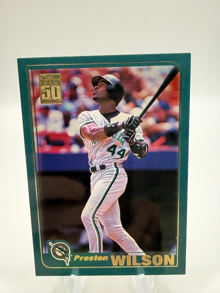 2001 Topps Baseball Cards – #1-560 – Finish Your Set – You Pick