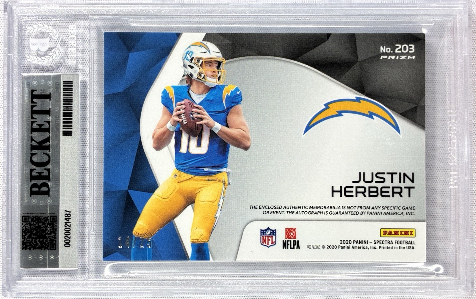 2020 Panini Spectra Justin Herbert Rookie Patch Auto Wave /25 BGS 9 (RC)