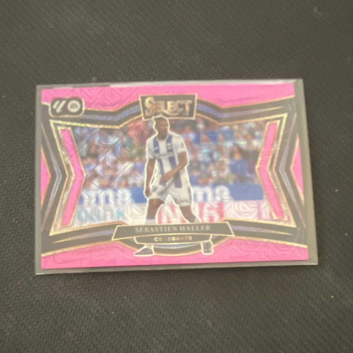 Panini Select LaLiga Sebastien Haller CD Leganes #280 Pink Prizm Parallel