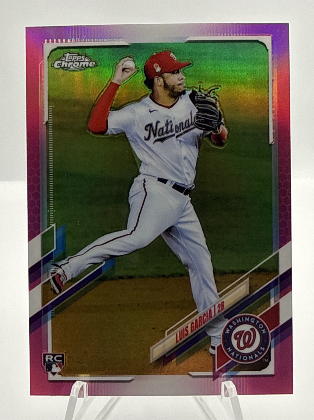 2021 Topps Chrome – Luis Garcia #189 Pink Refractor (RC)