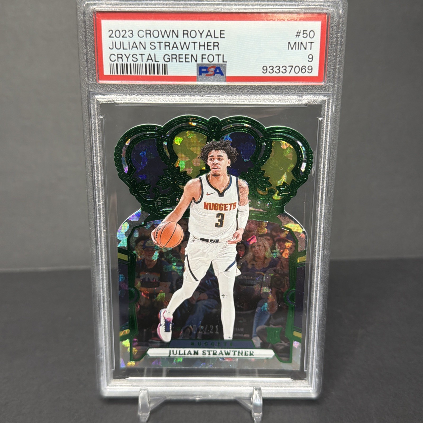 JULIAN STRAWTHER 2023 CROWN ROYALE CRYSTAL GREEN FOTL ROOKIE /21 #50 PSA 9 SR708