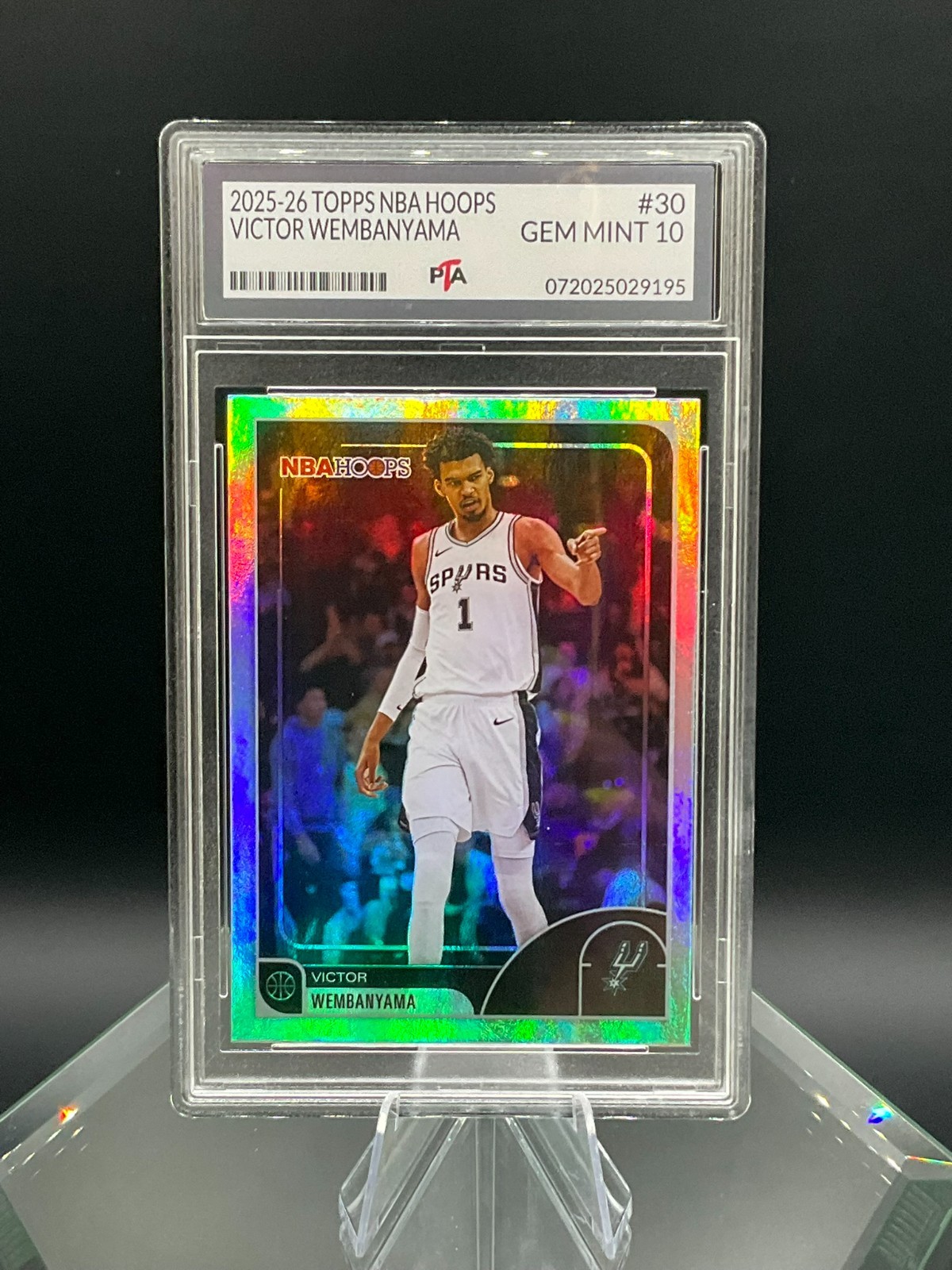 2025-26 Topps NBA Hoops Victor Wembanyama Spurs HOLO Rainbow GEM MINT PTA 10🔥