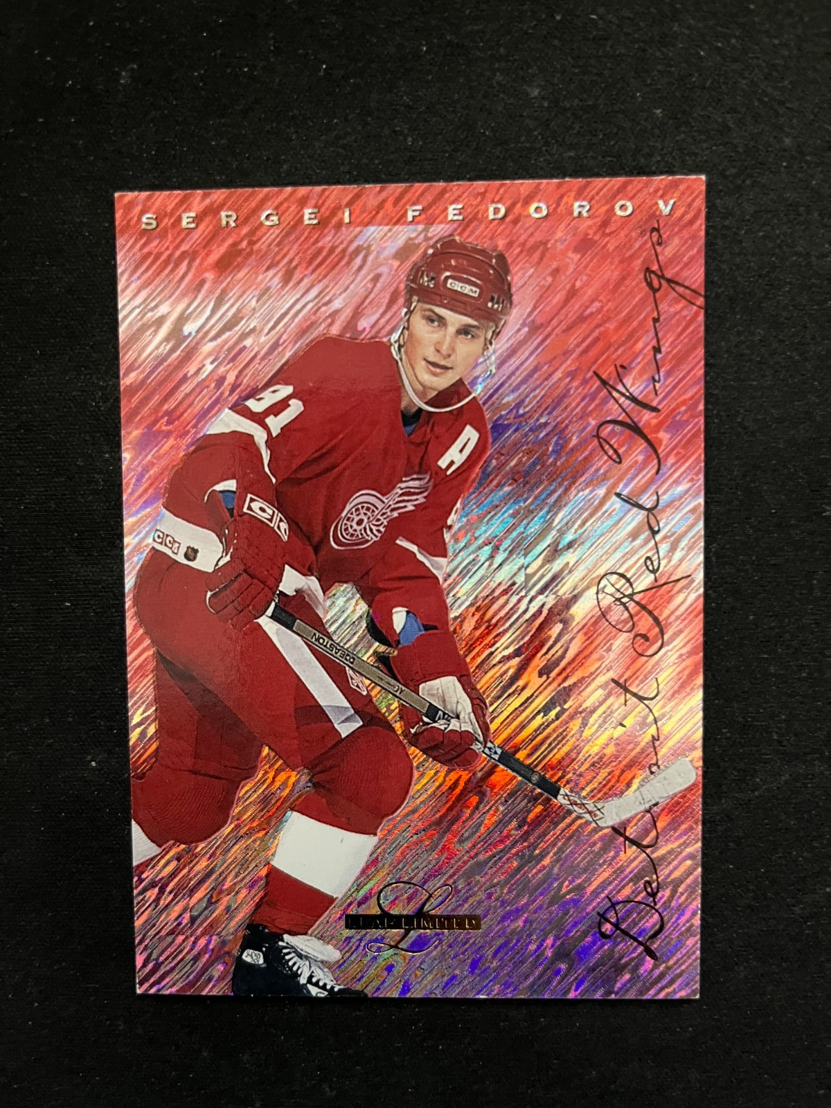 1995-96 Donruss Leaf Limited #49 Sergei Fedorov Detroit Red Wings NrMt