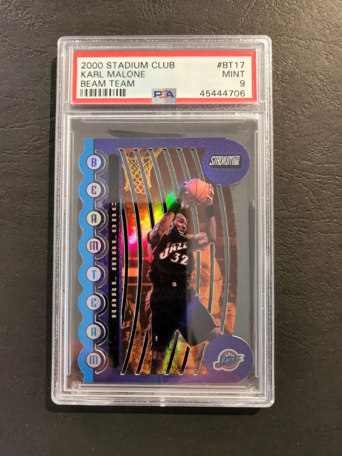 1999-00 Stadium Club Karl Malone BEAM TEAM Die-cut Insert /500 – PSA 9 MINT Rare