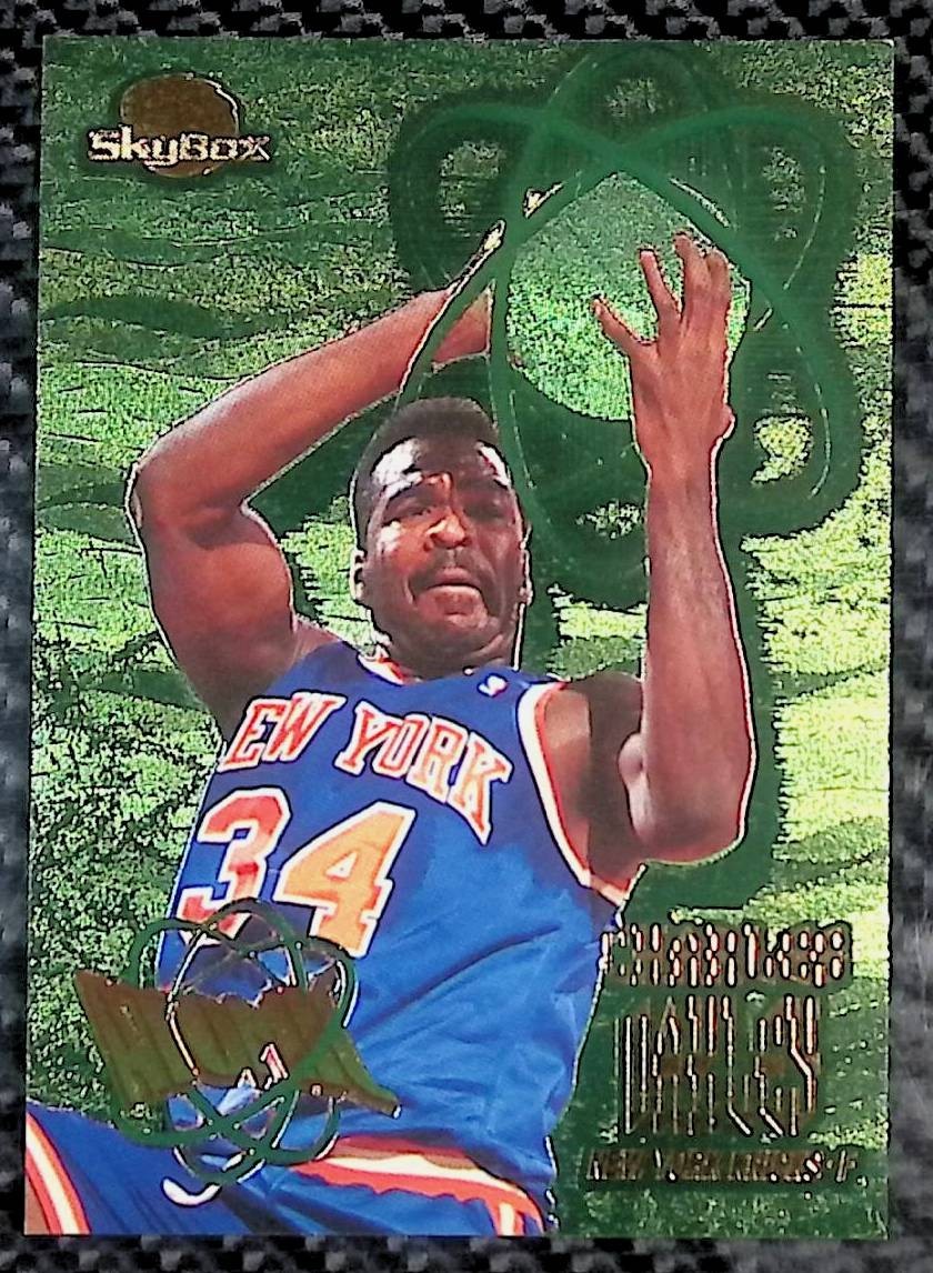 Charles Oakley – 1995-96 SkyBox Premium #A2 Atomic – Knicks