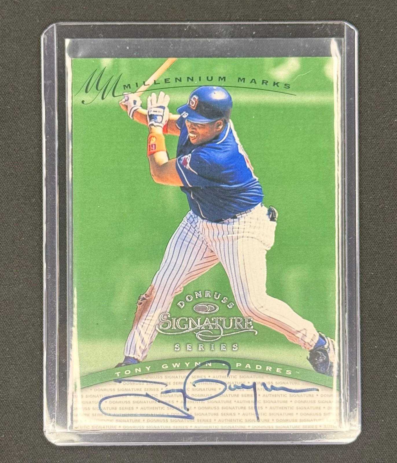 1997 Donruss Signature Series Tony Gwynn AUTOGRAPH #/1000