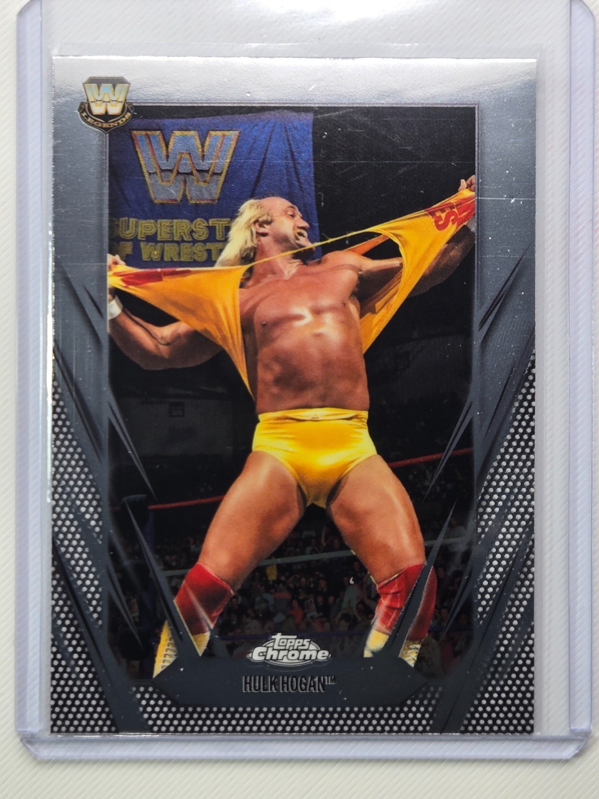 Hulk Hogan 2026 Topps Chrome WWE #25 Base Trading Card