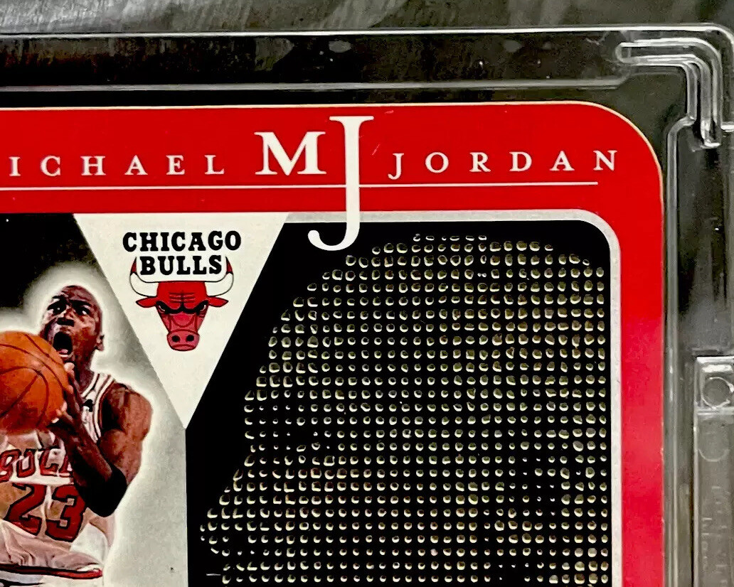 Michael Jordan Card – AUTHENTIC – 90’s DIE CUT INSERT RARE – BULLS JERSEY #23