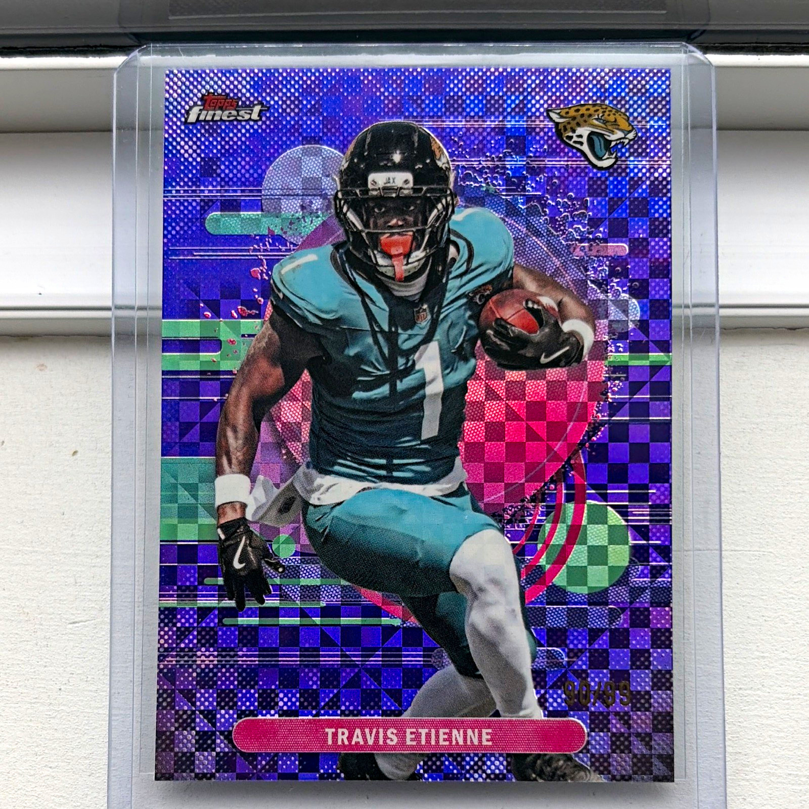 Topps Finest 2025 Travis Etienne #155 – Jacksonville Jaguars – 90/99 X-fractor