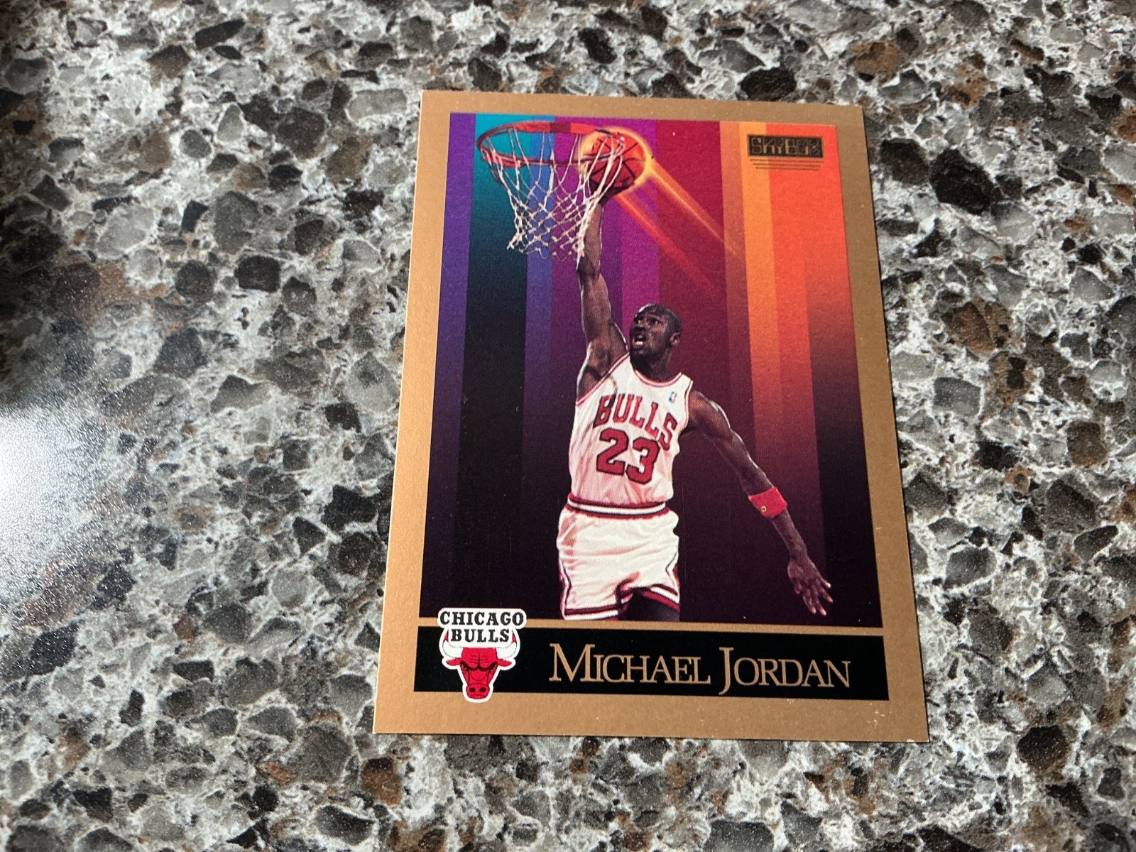 1990-91 Skybox #41 Michael Jordan EXMT/NRMT *MJ1