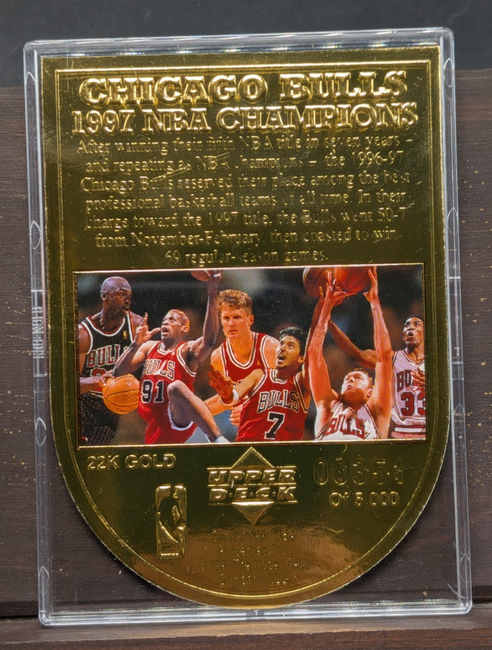 1997 Upper Deck Chicago Bulls NBA Champions 22kt. Gold Photo Card /5000