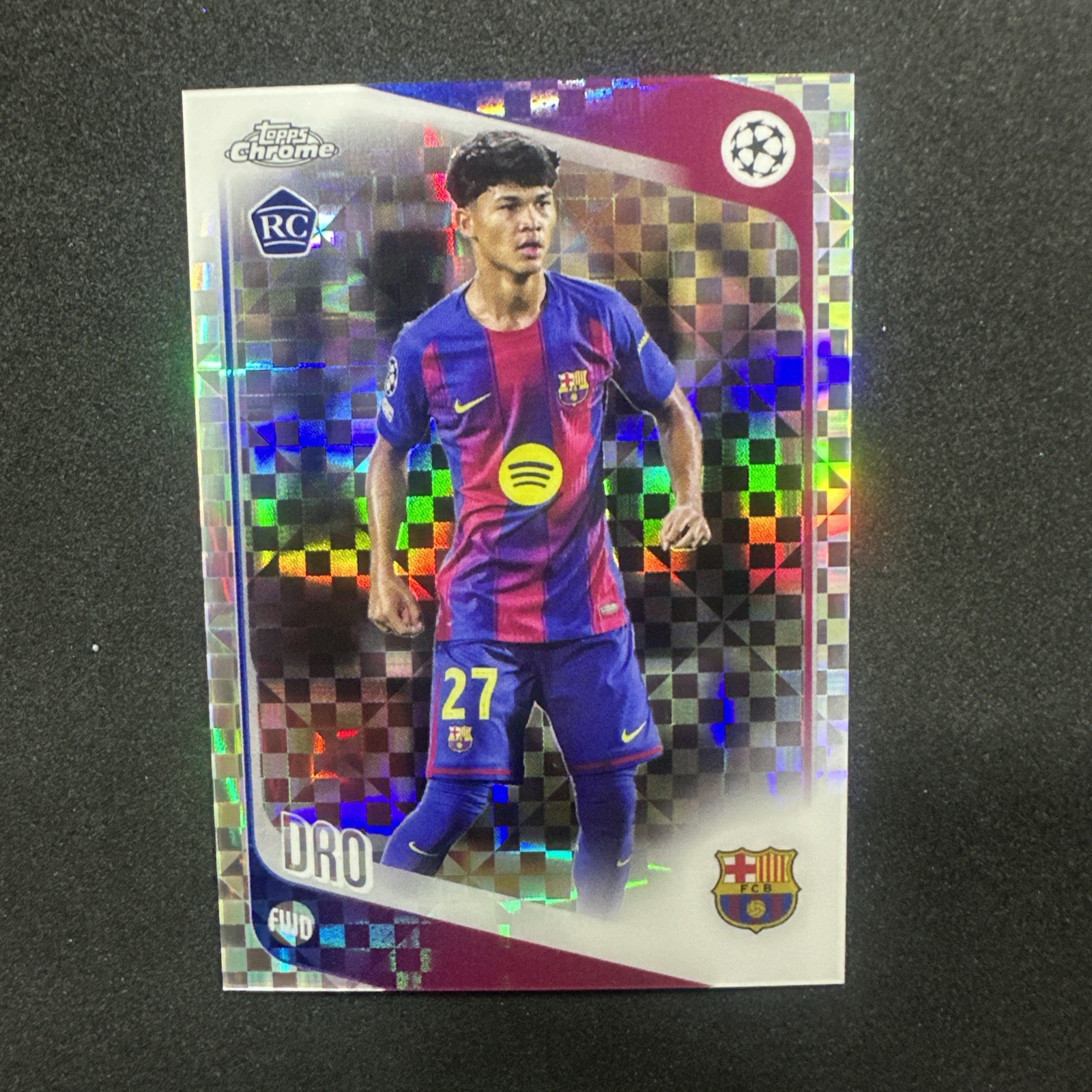 2025-26 Topps Chrome UEFA CC Dro #111 X-Fractor RC Barcelona