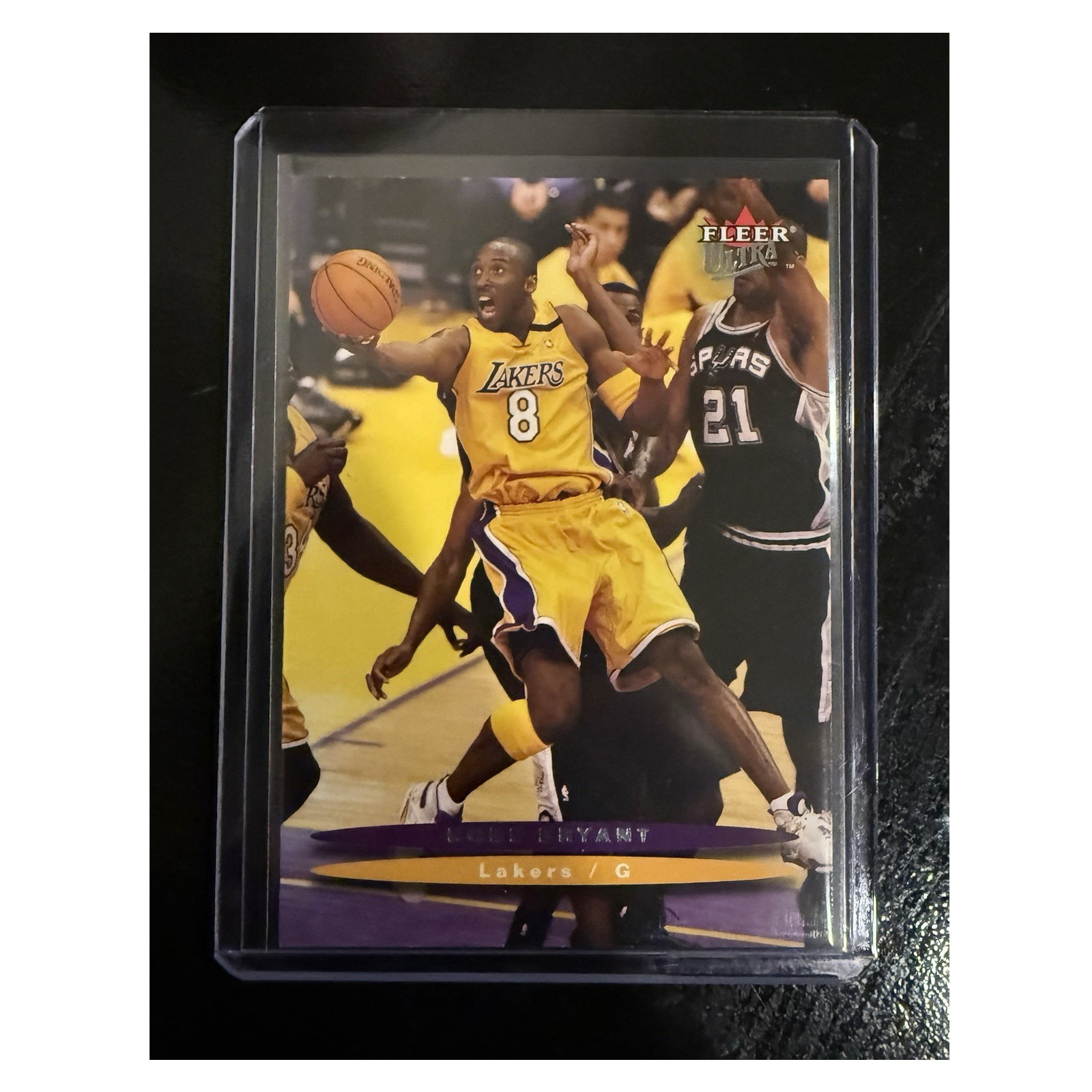 2003-04 Fleer Ultra Kobe Bryant Los Angeles Lakers #133 Basketball Card