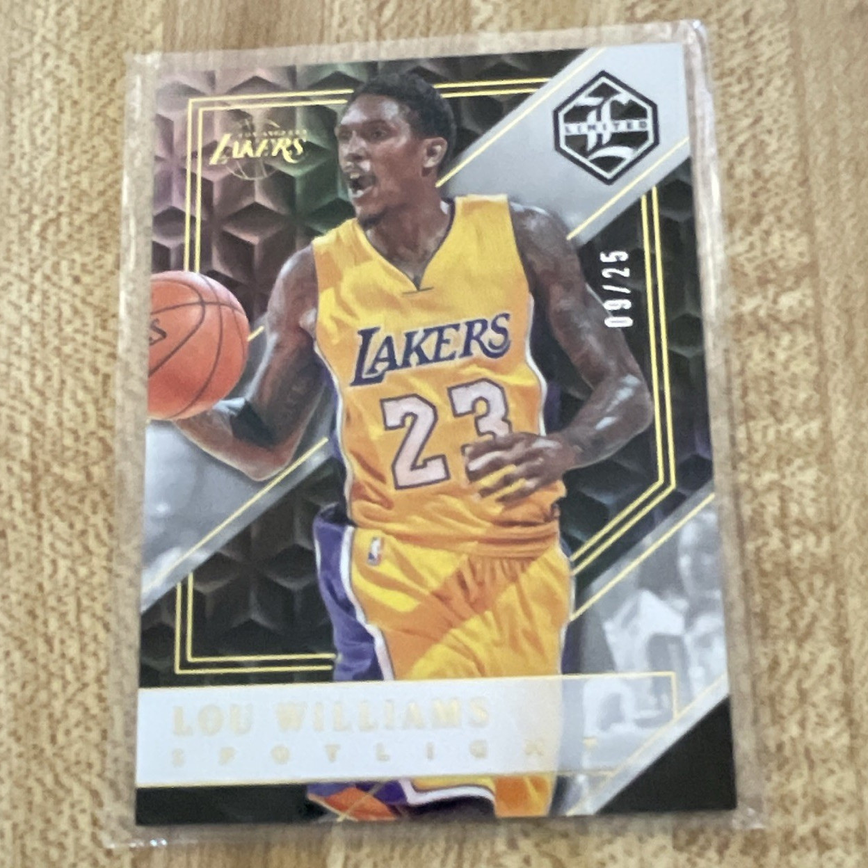 Panini 2015-16 Limited Lou Williams #99 Spotlight Gold /25 Lakers NBA