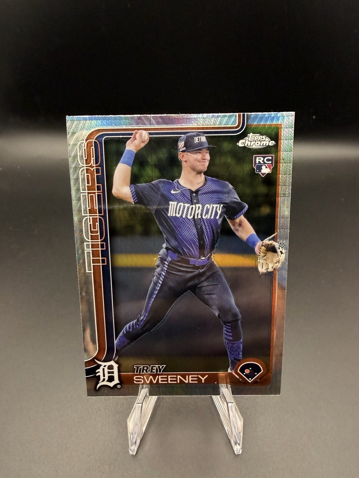 2025 Topps Chrome #6 Trey Sweeney Prism Refractors