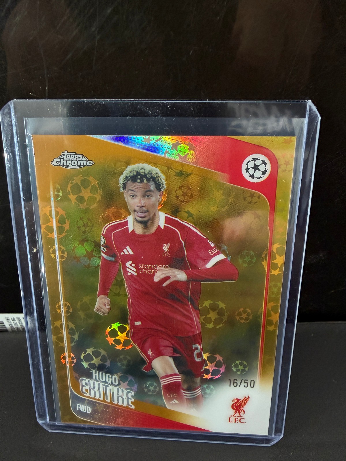Hugo Ekitike Topps 2025-2026 EUFA Gold Logo Fractor /50