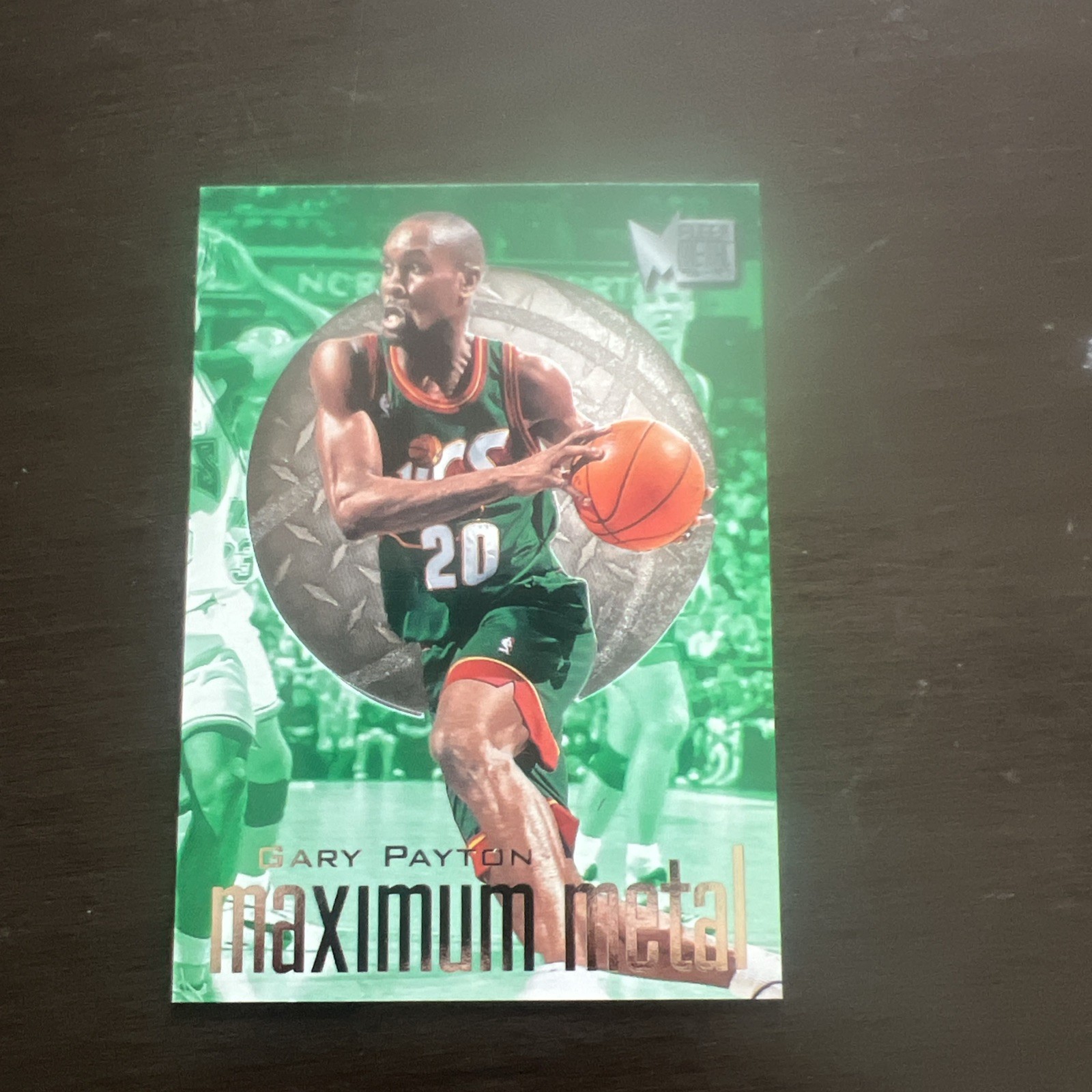 🔥1996-97 Fleer Metal – Maximum Metal Gary Payton #8 🧤