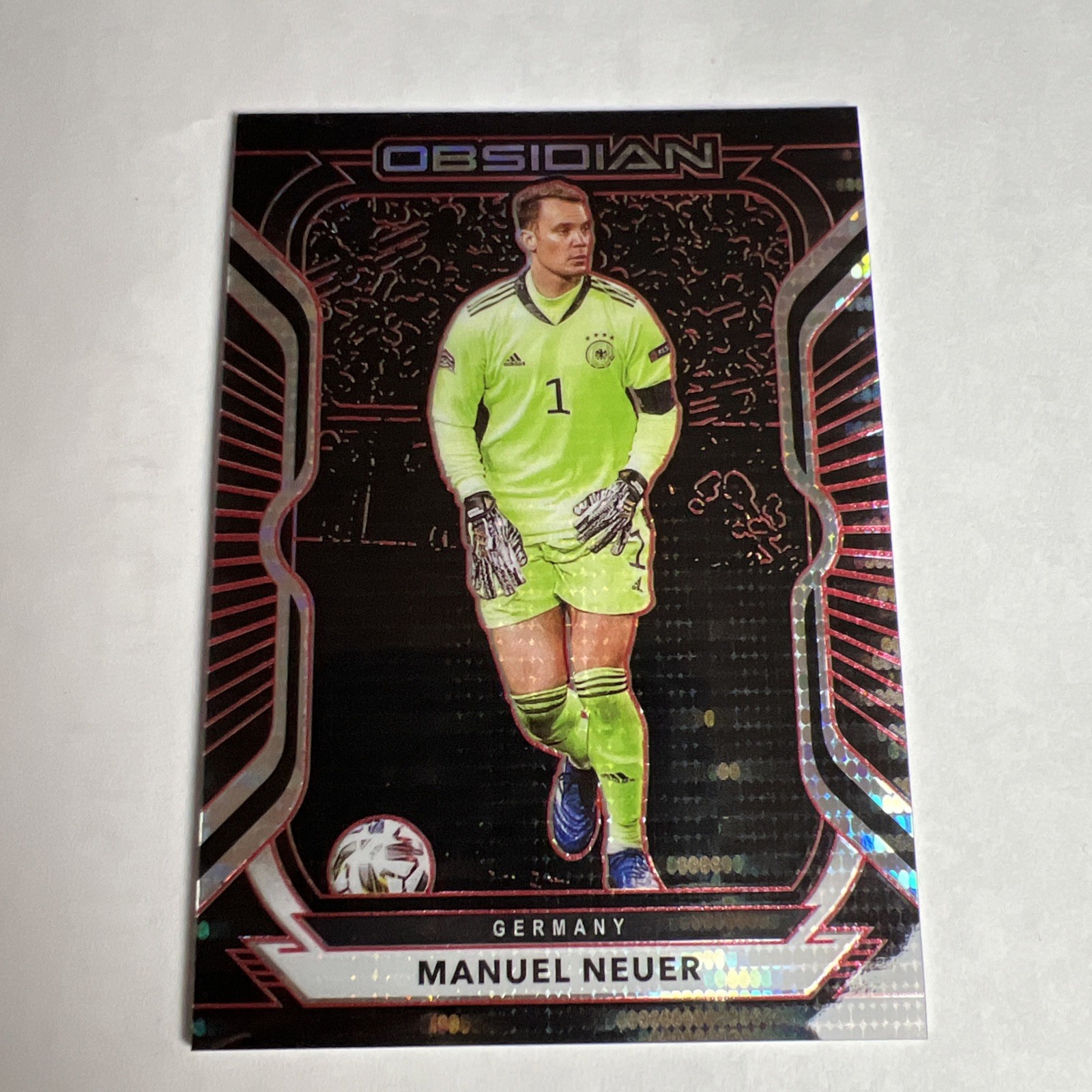 2020-21 Panini Obsidian – Manuel Neuer #1 Electric Etch Red Pulsar /28