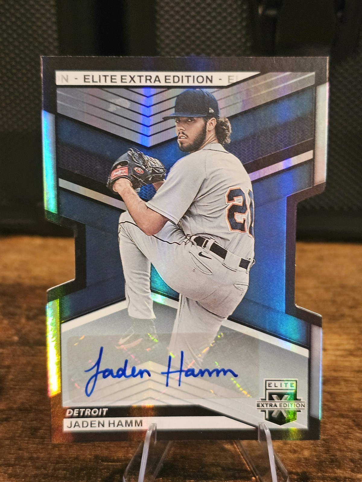 2023 Panini Elite Extra Edition Jaden Hamm #28 Signatures Die-Cut /399 (AU, RC)