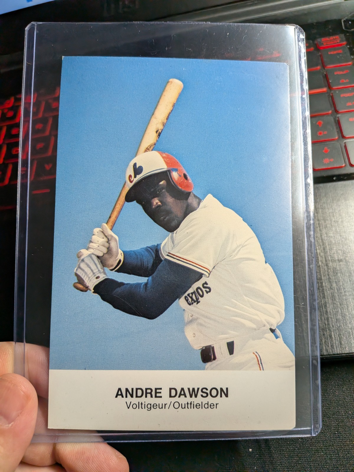 1977 Montreal Expos Photocards #NNO Andre Dawson ROOKIE Size: 3 1/2″ x 5 1/2″