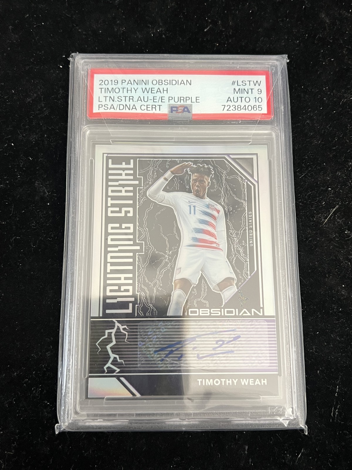 Timothy Weah 2019-20 Panini Obsidian Soccer Lightning Strike Auto /75 PSA 9