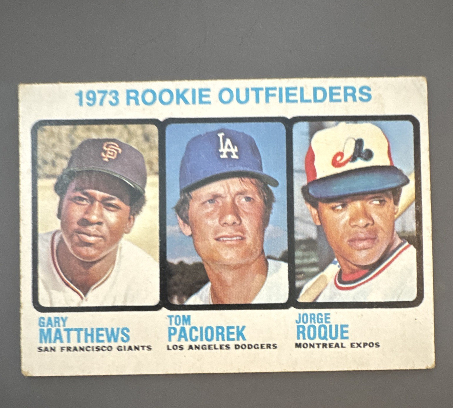 Topps 1973 – #606 Rookie Outfielders Gary Matthews Roque Paciorek RC ROOKIE!!