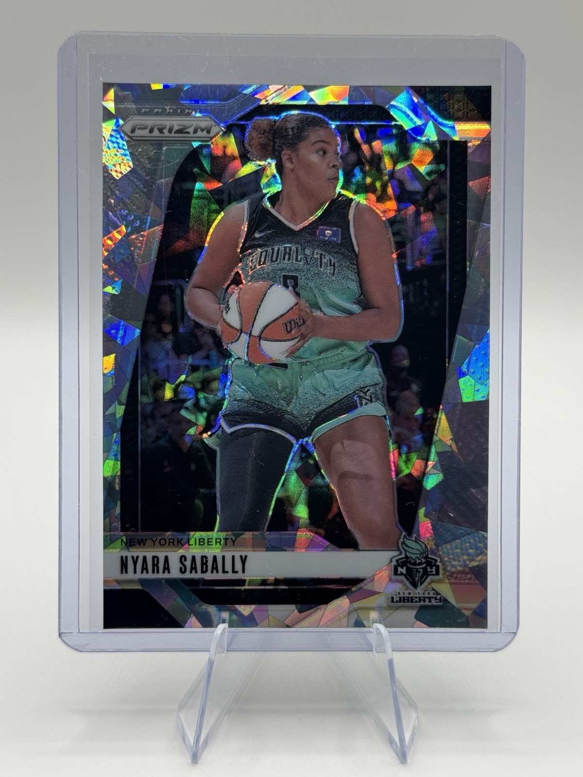 ❄️ 2024 WNBA Panini Prizm – Nyara Sabally #87 Ice Prizm – New York Liberty