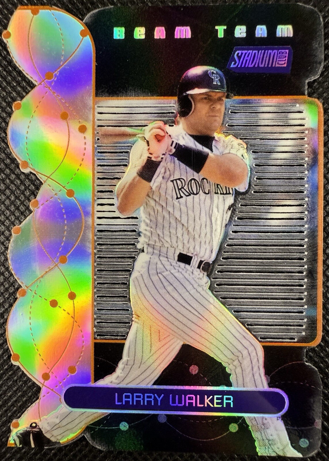 2001 Topps Stadium Club Larry Walker Beam Team Die-Cut Refractor /500 #BT22