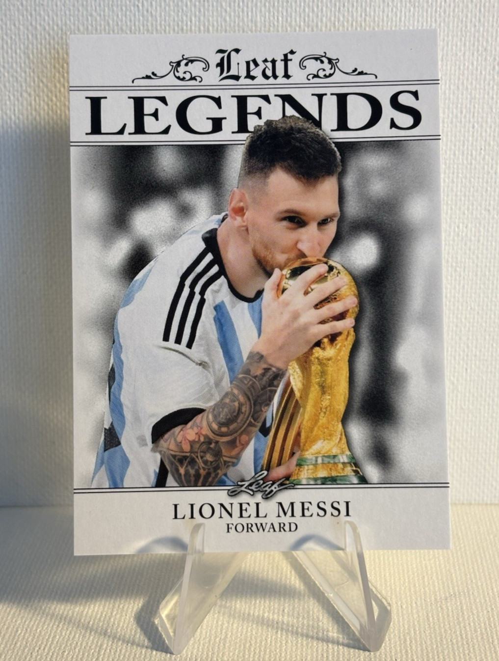 LIONEL MESSI ARGENTINA * 2024 LEAF “SPECIAL RELEASE” LEGENDS #LA-08 SOCCER CARD