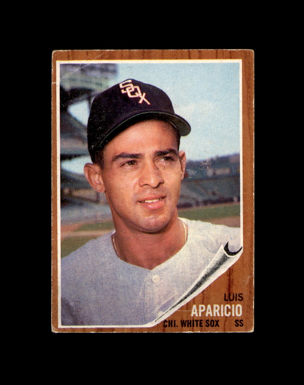 1962 Topps #325 Luis Aparicio White Sox low grade creased *3078