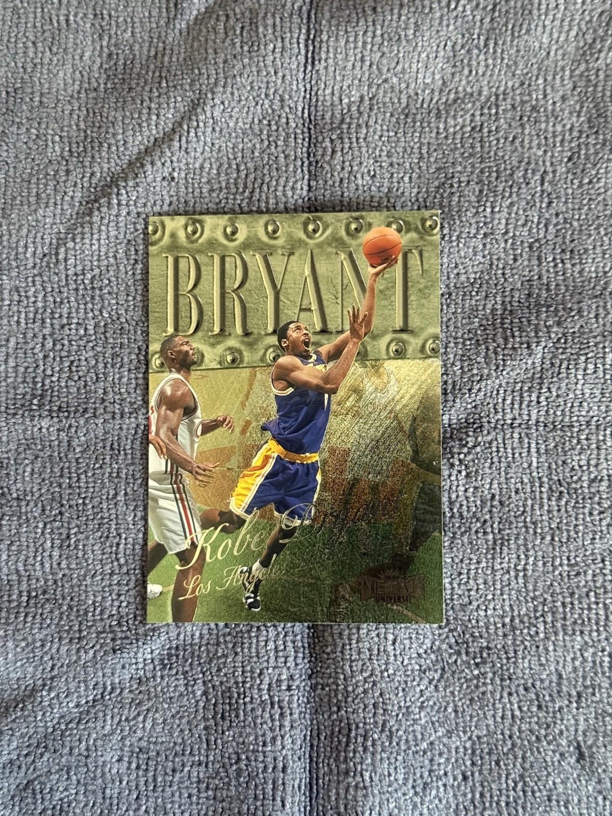 1998-99 SKYBOX METAL UNIVERSE KOBE BRYANT #53 NM-MT LAKERS HOF RARE