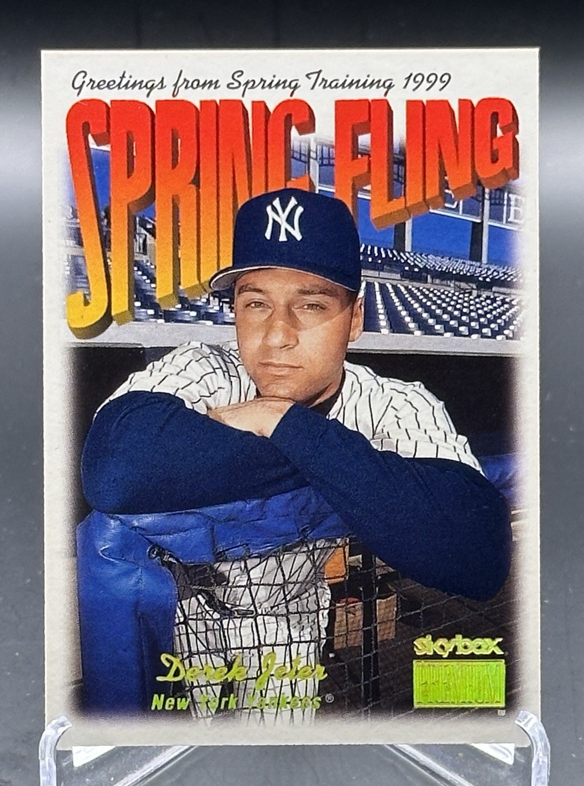 1999 SkyBox Premium #276 Derek Jeter – New York Yankees | Spring Fling