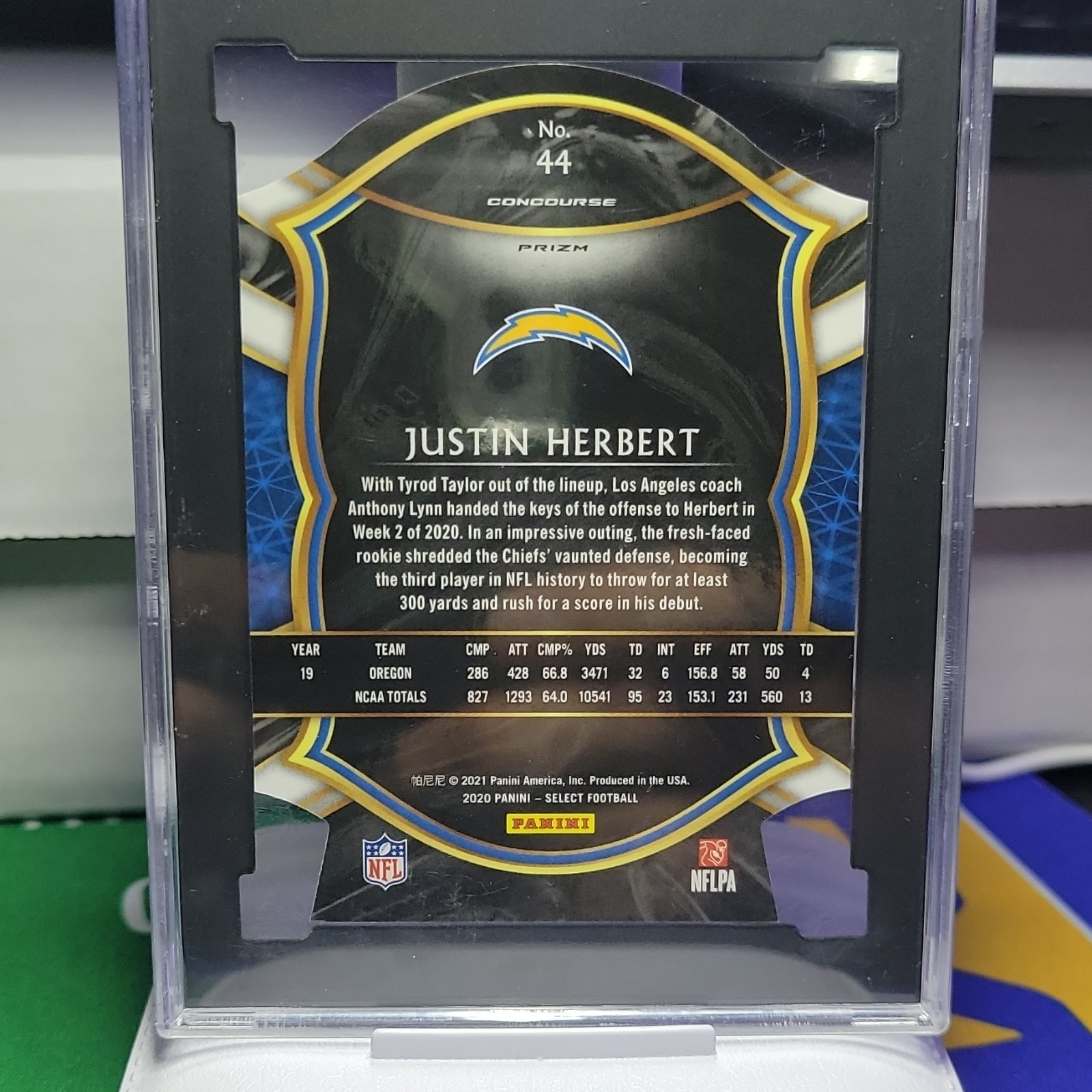 Panini 2020 Select Justin Herbert #44 Blue Die-Cut Prizm Rookie Chargers