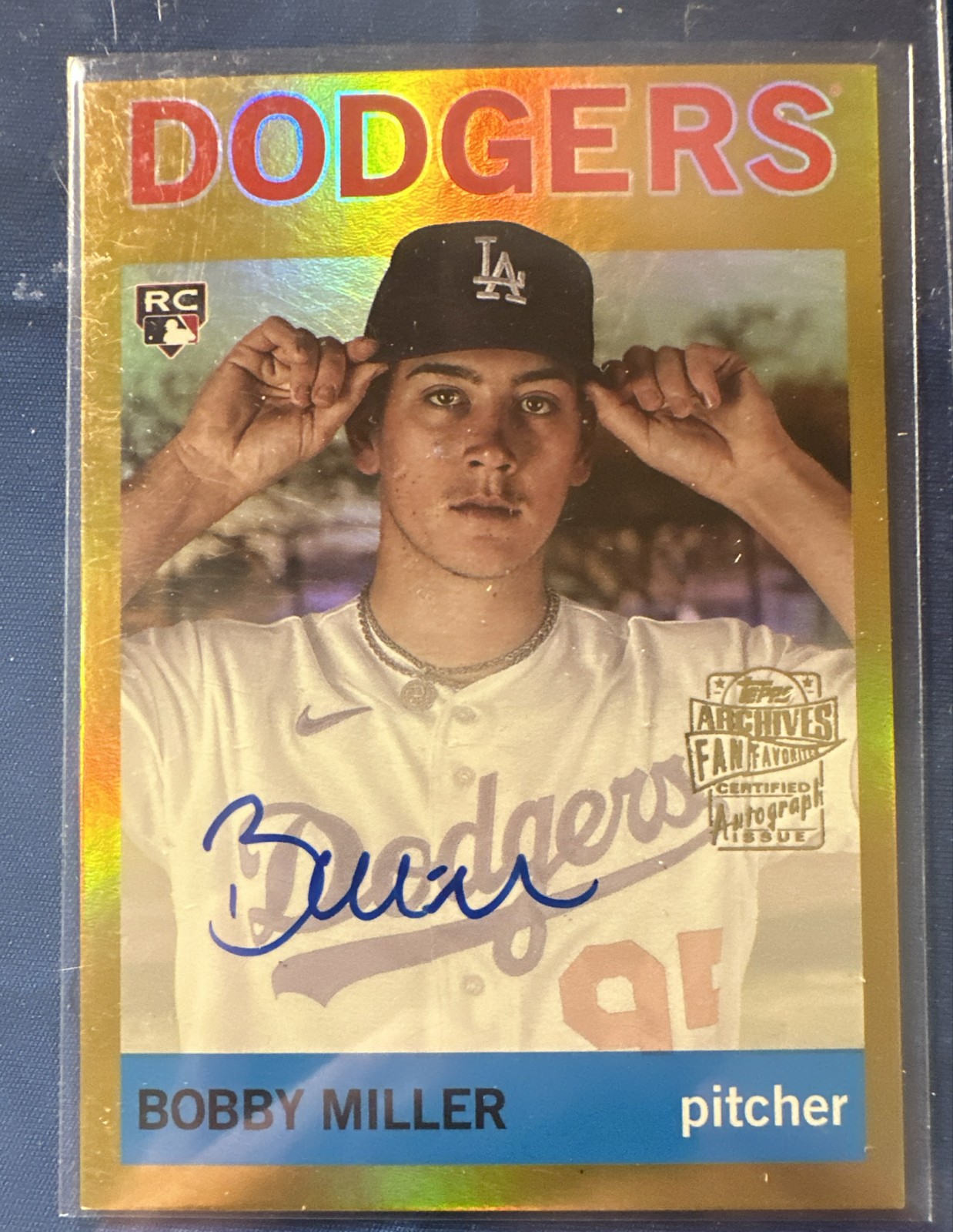 2023 Topps Archives – 1964 Fan Favorite Autographs Bobby Miller #64FF-BM Gold…