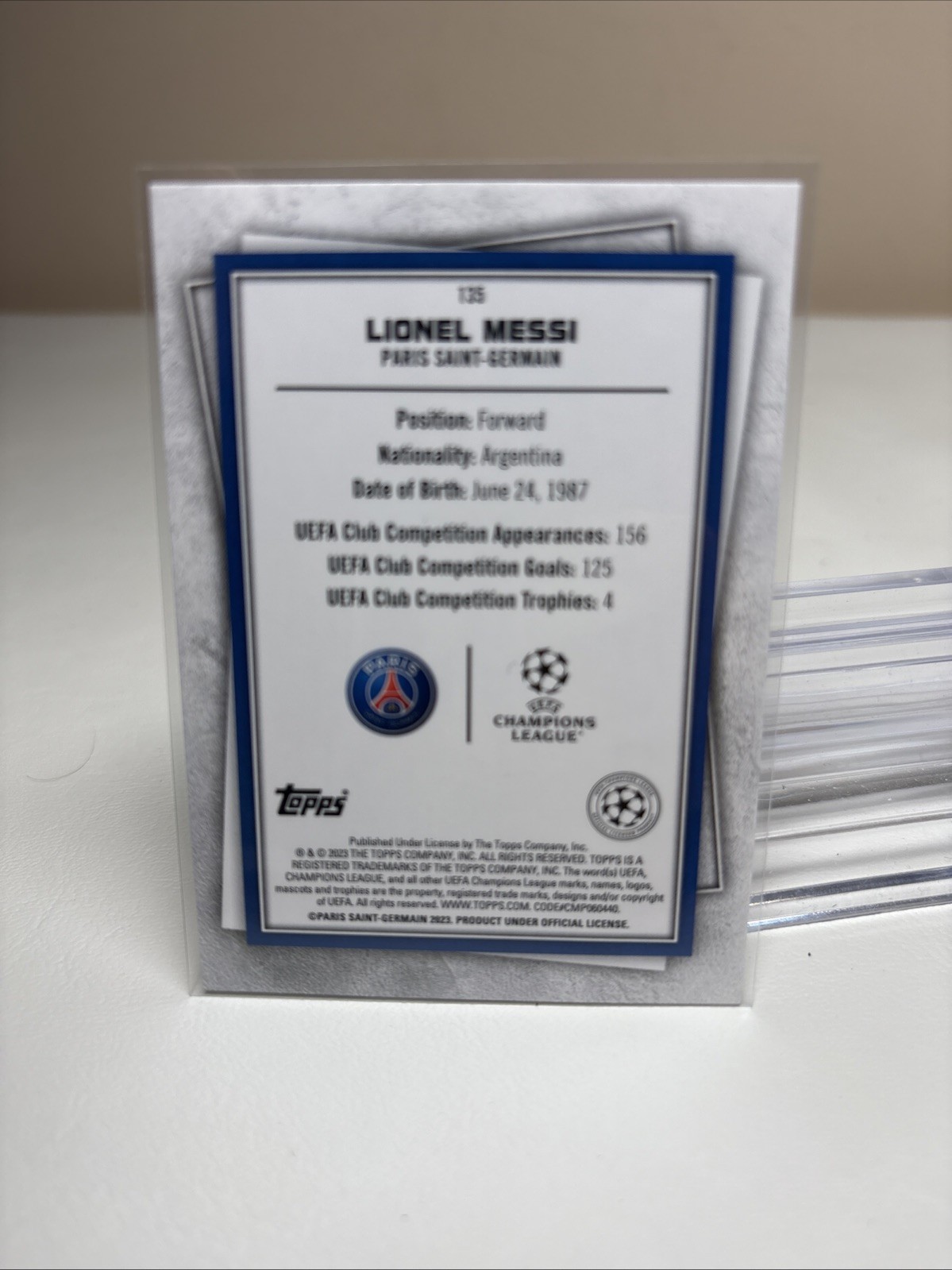 Lionel Messi PSG 22/23 Topps UEFA Superstars Common Yellow #135 Action Variation
