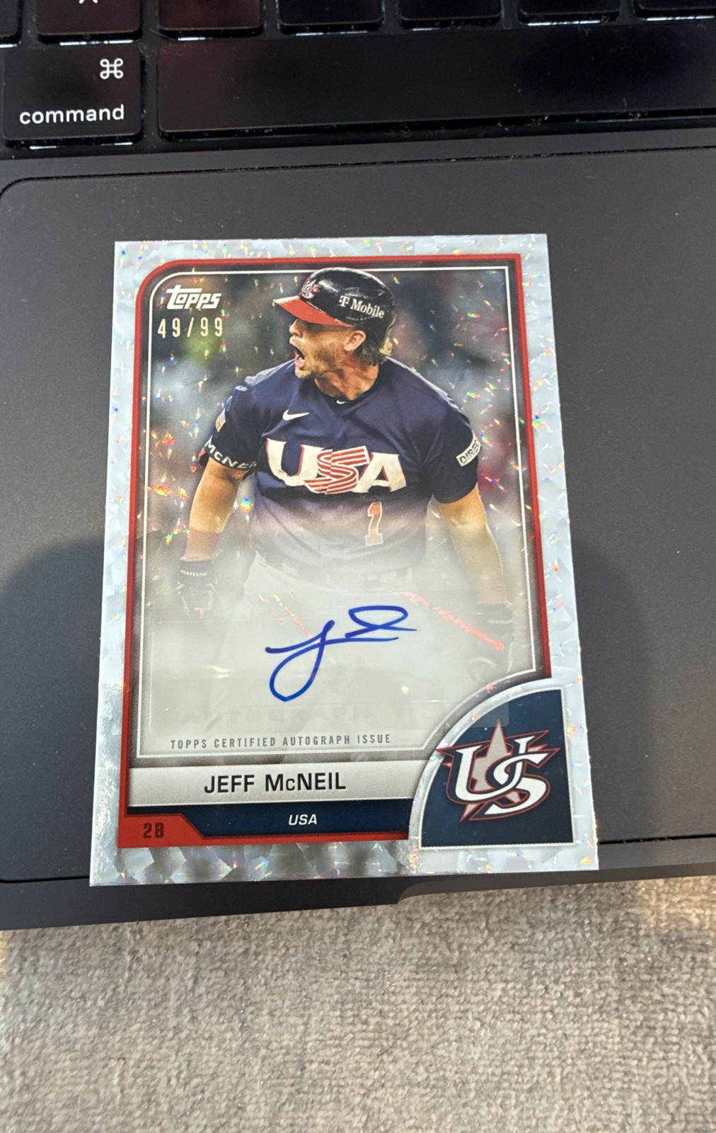 2023 Topps World Baseball Classic – Auto Jeff McNeil #AV-JM Cracked Ice 49/99