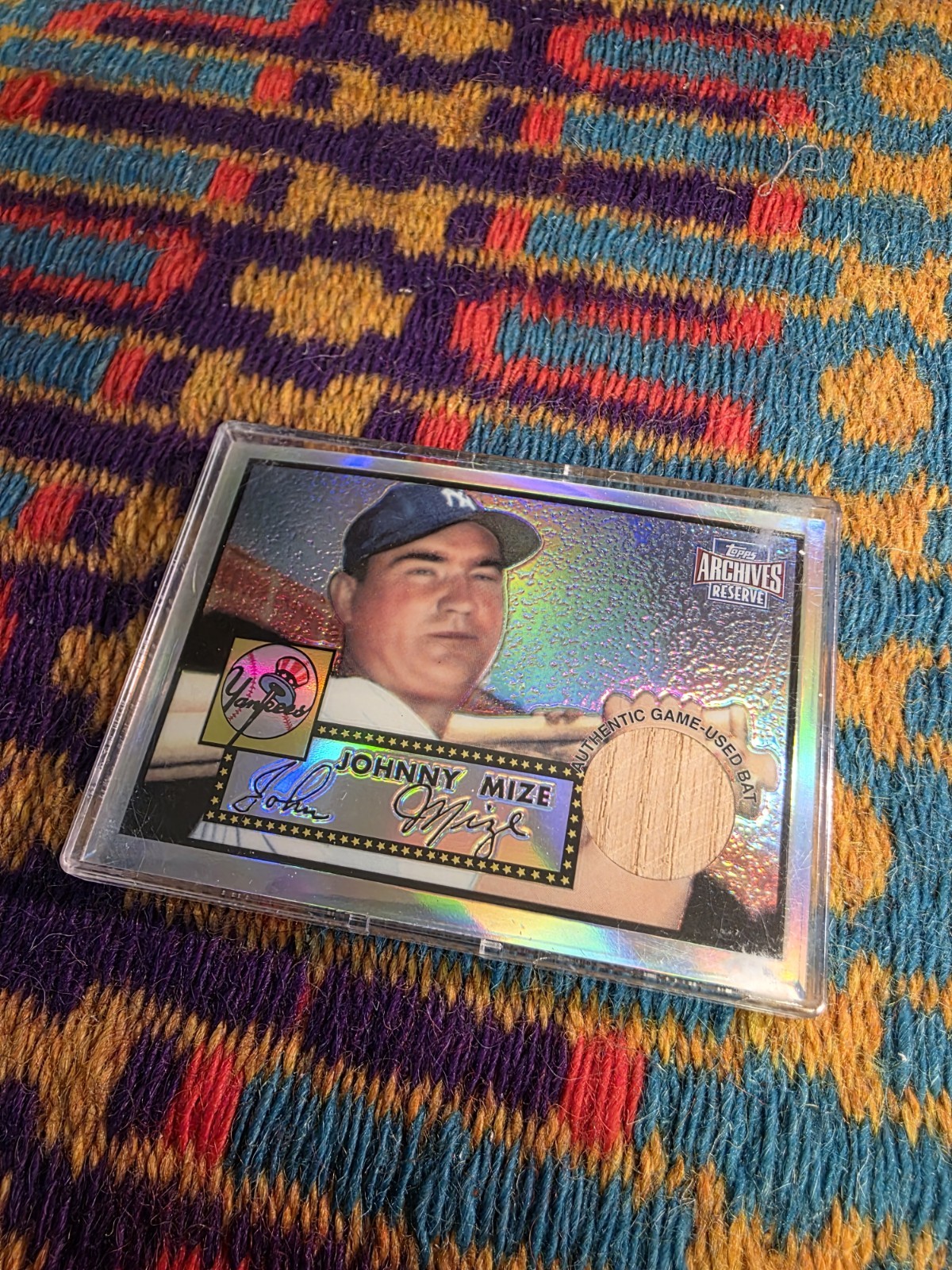 2001 Topps Archives Reserve Game Used Bat Relic Johnny Mize Hall of Fame Yankees